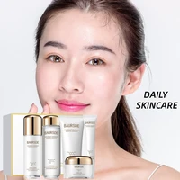 Ensemble de soins de la peau au rétinol Bosein en cinq pièces, comprenant un baume nettoyant, une eau essentielle, une crème pour les yeux, une lotion essentielle et une crème essentielle, contenant des ingrédients bénéfiques pour la peau tels que le Bosein, la niacinamide, l'extrait de Centella Asiatica, etc. Texture douce et rafraîchissante, laissant la peau hydratée et éclatante, pour un teint radieux et souple, une peau claire et hydratée, et une sensation de douceur et de tendreté. Ensemble de soins de la peau, recommandé pour offrir en cadeau, dans un coffret cadeau exquis, pour les soins quotidiens de la peau 1