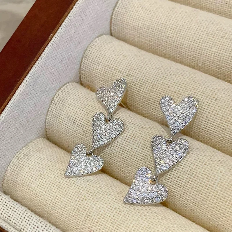 

Модные длинные висячие серьги Yixin с микрозакрепкой в форме сердца для женщин, блестящие кубические циркониевые свадебные серьги, корейский стиль, свадебные украшения