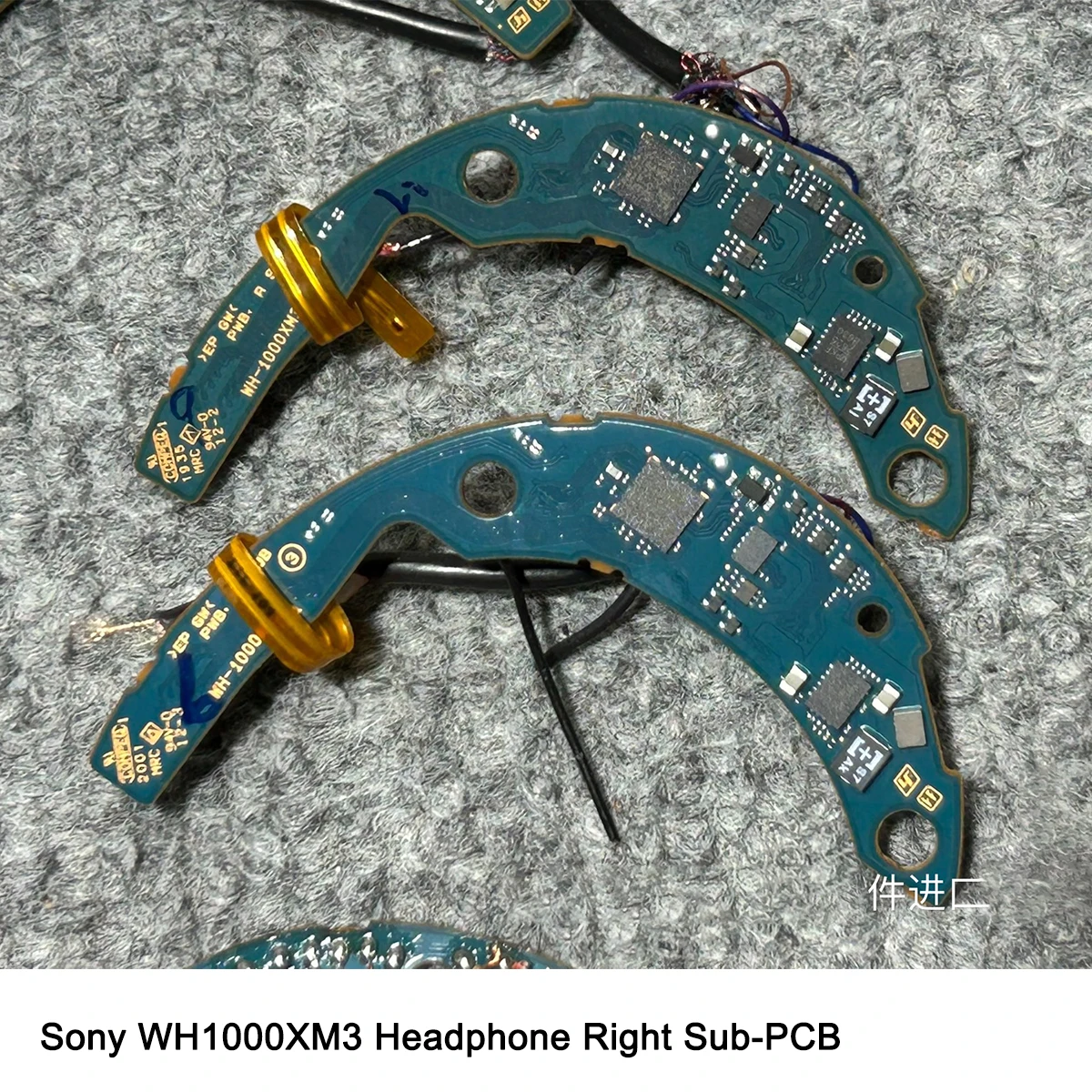 Original Right Ear Circuit Board for Sony WH-1000XM3 Headphones - Replacement Subordinate Mainboard Repair Part