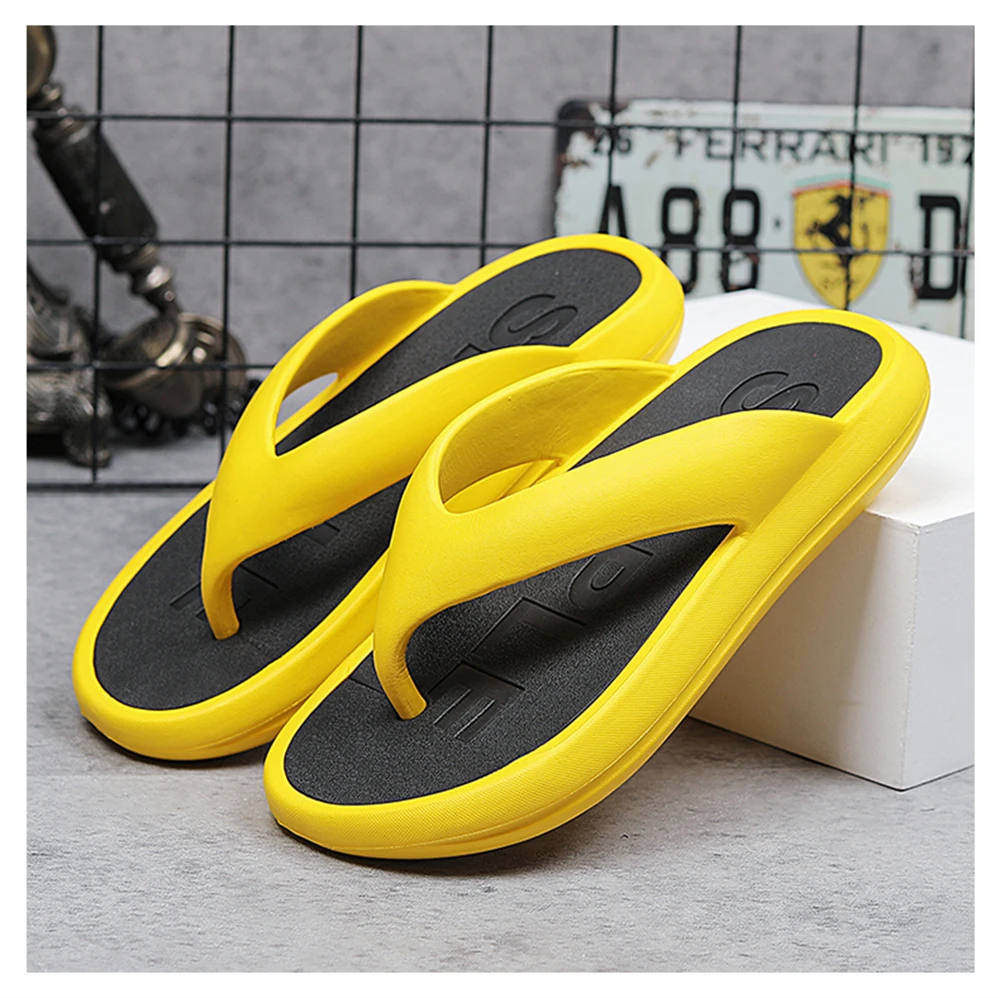 

2022 Summer Popular Fashion Black Men's Beach Casual Lightweight Breathable Man Sandals Comfortable Non-slip Male Slippers