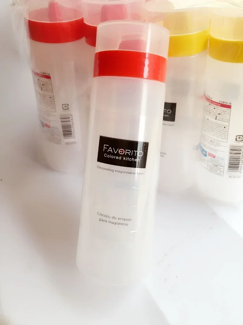 4Hole 300ml Multi-purpose Salad Dressing Mayonnaise Squeeze Bottles Olive Oil with Cap Plastic Tools Kitchen Accessories