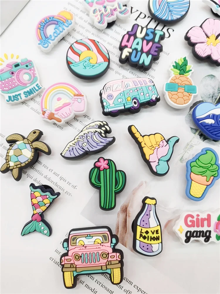 Cute Summer Style Shoe Charms Buckle Decorations Diy Shoe Accessories Fit Wristband PVC Croc jibz Women Children Kids Party Gift