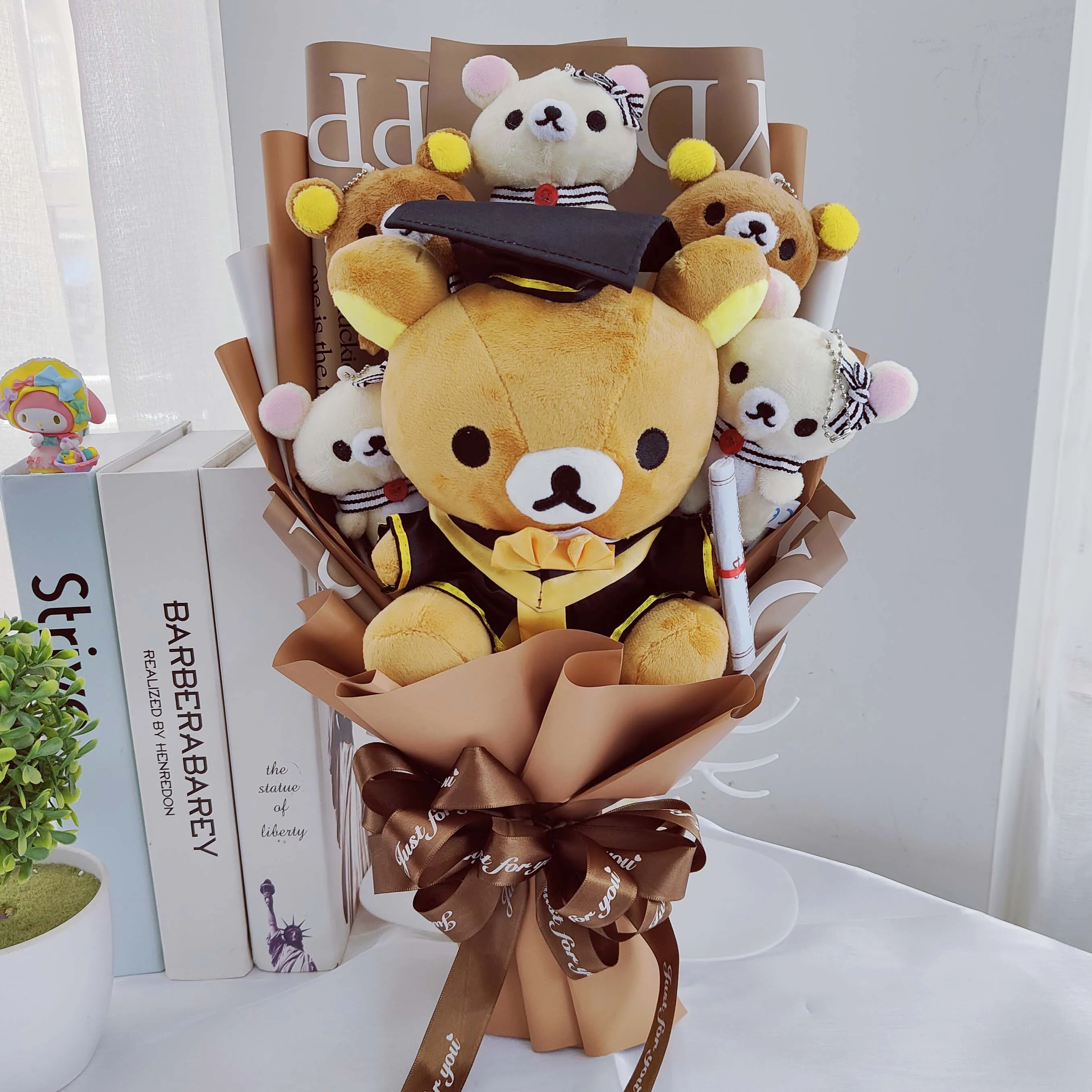 Graduate  Teddy Bear Stuffed Animal Plush Toy Lover Rilakkuma With graduation Flower Bouquet Gift Box Birthday Graduation Gifts bouquet de hongrie