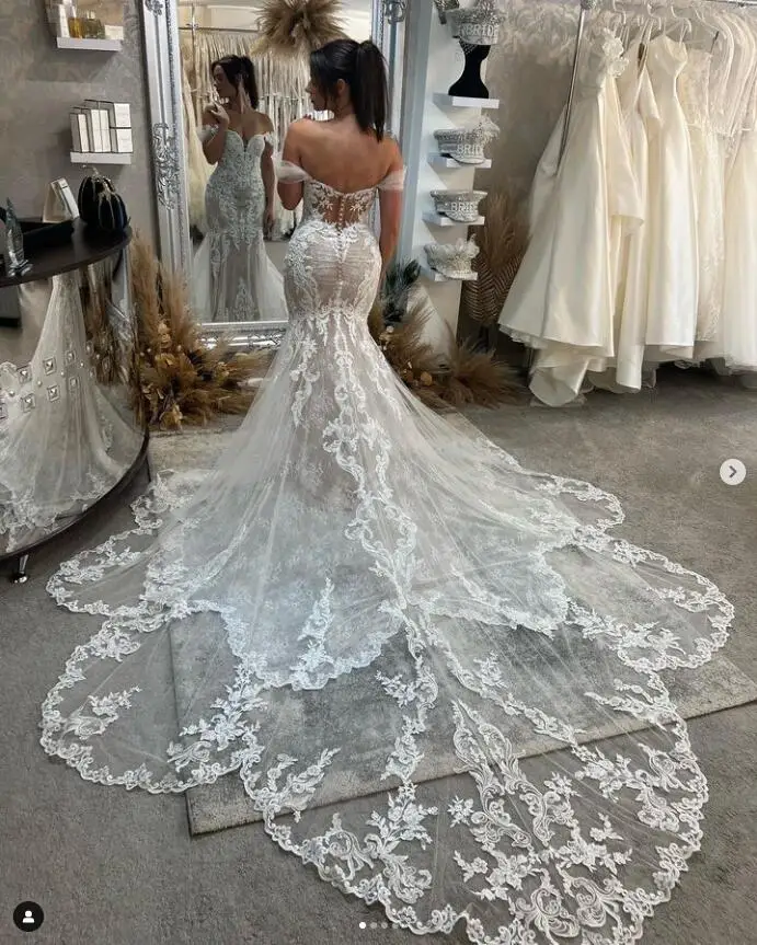 

Off Shoulder Mermaid Wedding Dresses 2023 Lace Floral Beaded Cathedral Train Princess Church Royal Beach Bridal Gowns