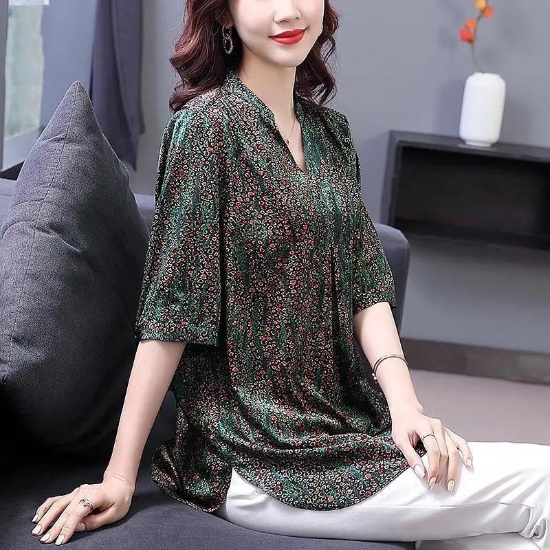 Vintage Printing V-Neck Folds Floral Chiffon Blouses Women's Clothing 2024 Summer New Loose All-match Tops Office Lady Shirts