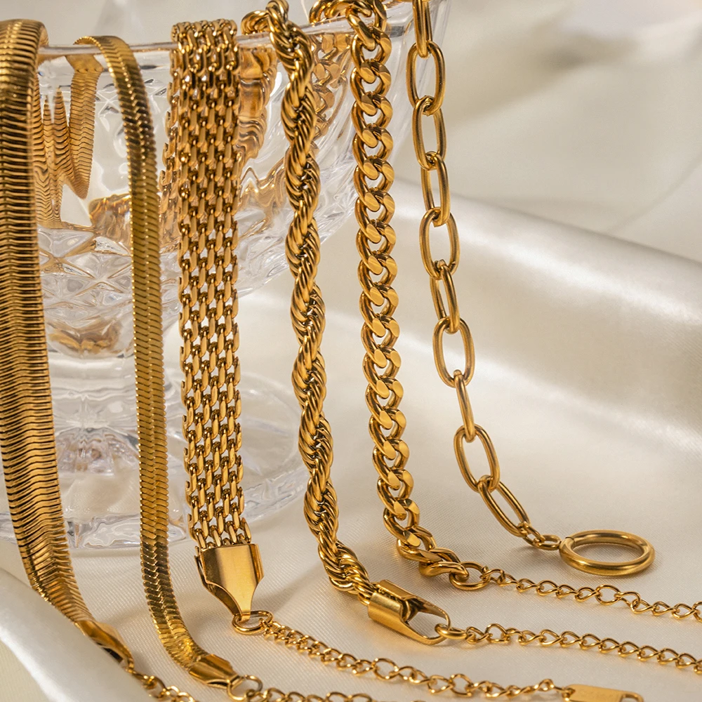 Gold Link Chain Bracelet 4