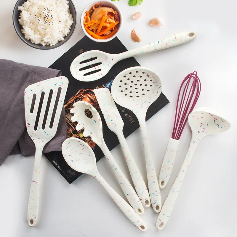 Kitchen Tools Non-stick Spatula Silicone Shovel Heat Resistant Cooking Ladel Colander Spoons Gadgets kitchen utensils