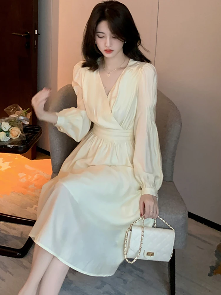 

Женское шифоновое платье-миди с длинным рукавом и V-образным вырезом