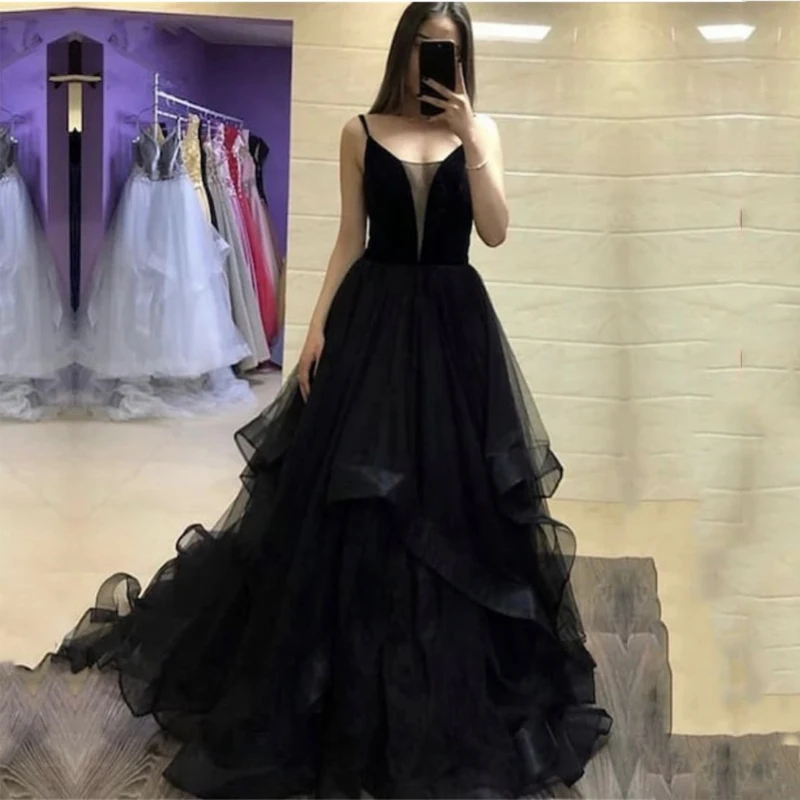 

Custom Made Simple V-Neck Spaghetti Straps Ruffles Tulle Pleats Lace Up A-Line Bridal Gown Wedding Dress Vestidos De Novia
