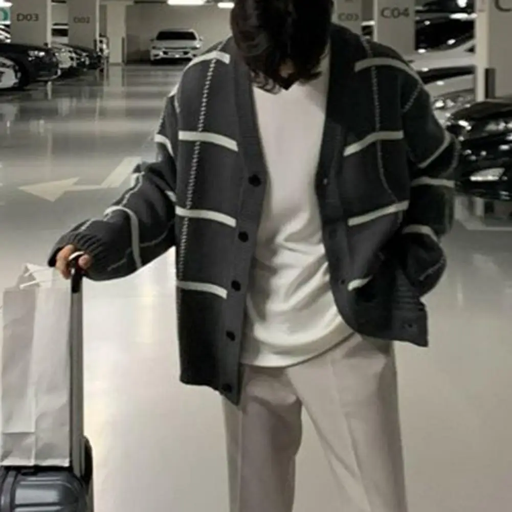 

Men Vintage Knitwear Cardigan Plaid Pattern Cardigan Men's Vintage Knitwear Cardigan Autumn Winter Long Sleeve V-neck Sweater
