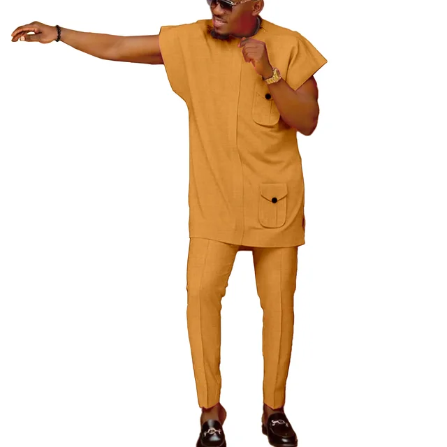 Adekunle Short Sleeve Dashiki Outfit - Image 3