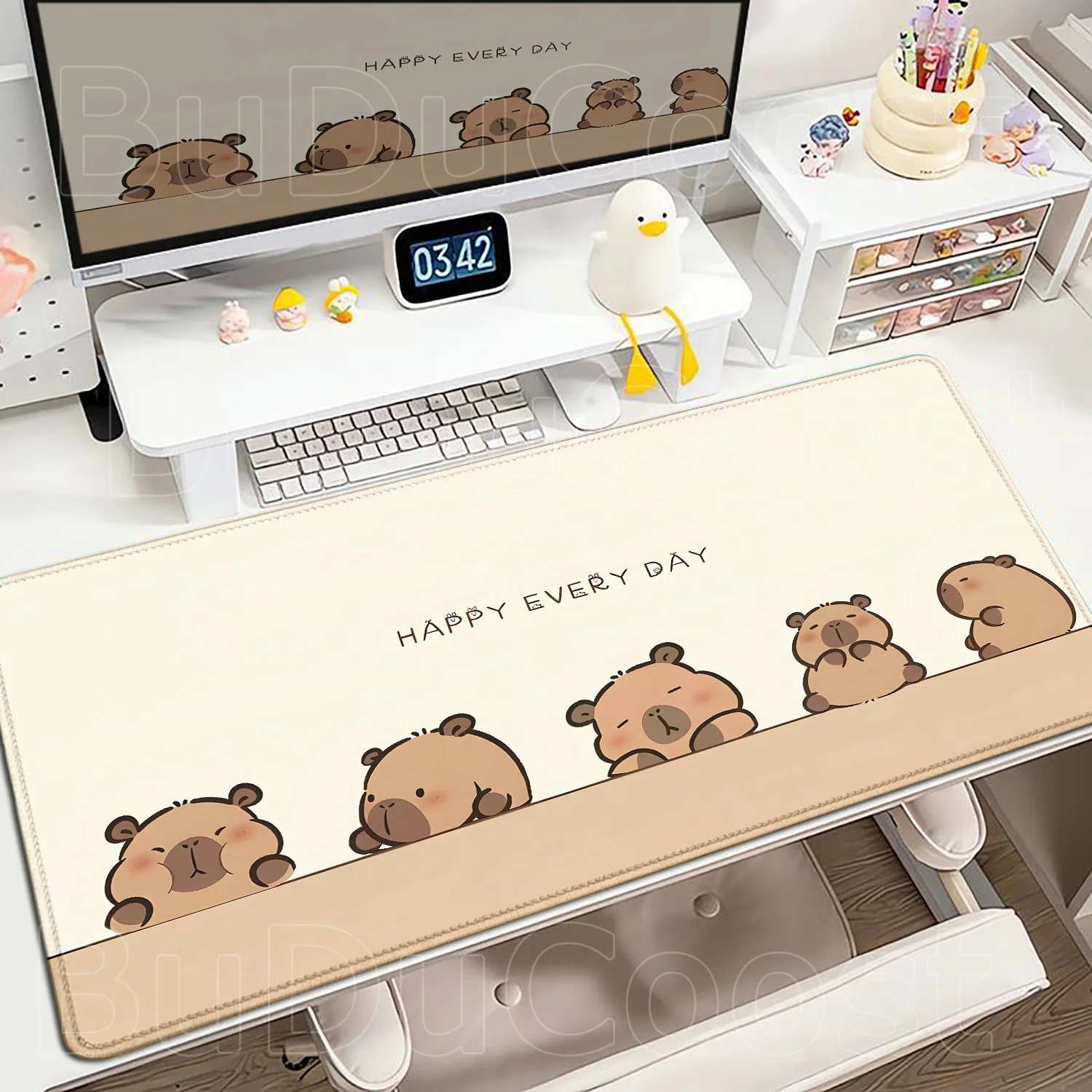 Large Cute Capybara Cartoon Mouse Pad - Non-Slip Rubber Office Decor Kawaii Anime Desk Mat Rug