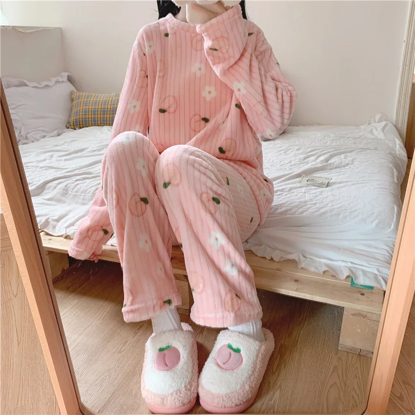 Winter Women's Pajamas Homewear Suit New Coral Fleece Warm Set of Fall and Winter Comfortable Warm Pajamas Homewear Suit Sedad4e9aa7ab474e8675aa04f0c03a9cc