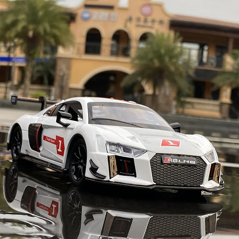 1:32 AUDI R8 Le Mans Alloy Racing Car Model Diecast & Toy Vehicles Metal Toy Car Model Sound and Light Collection Toy Gift 3