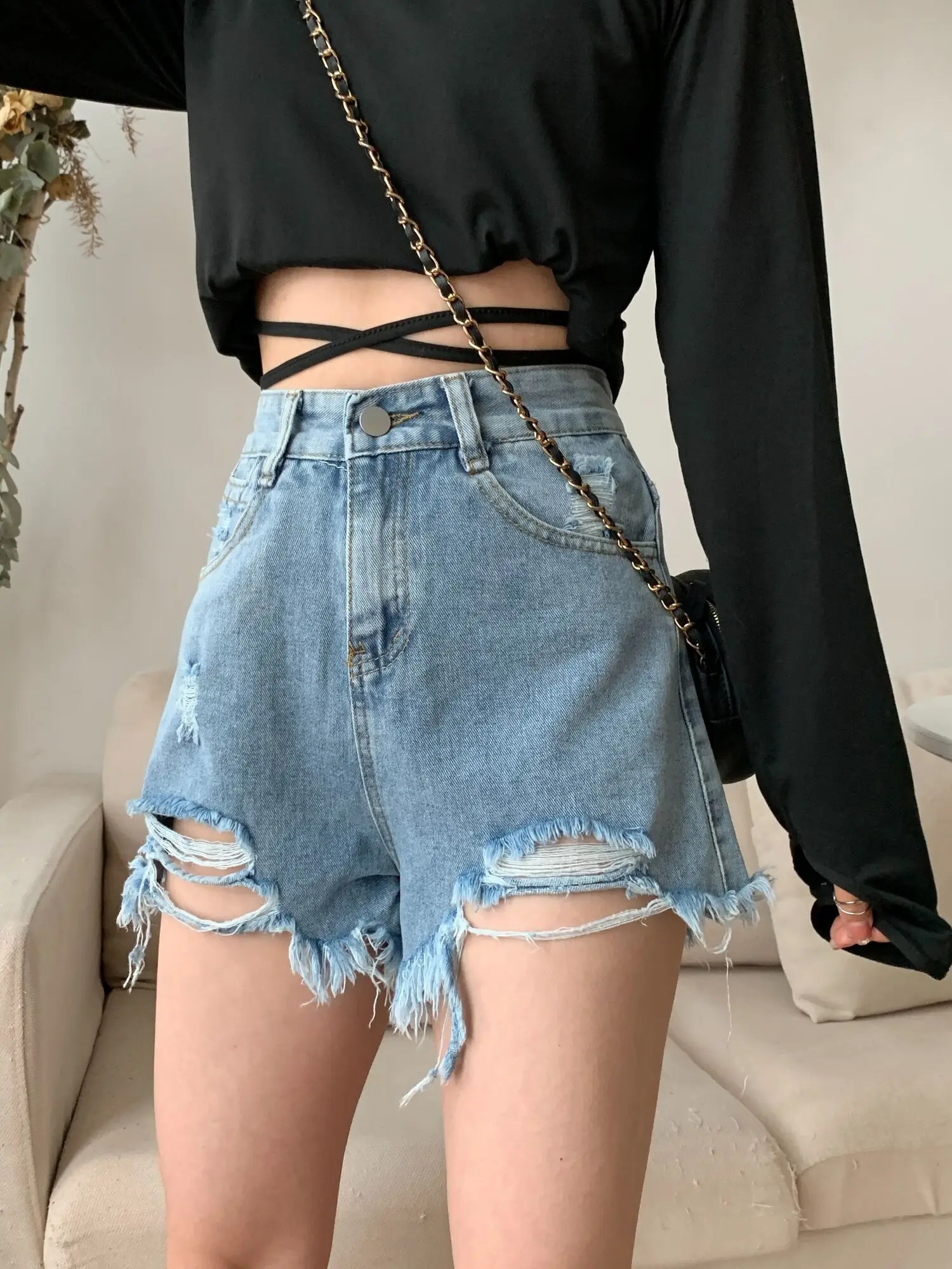 High Waisted Distressed Denim Shorts For Women's Jeans Shorts Summer New Small And Loose Fit, Slimming A-line Ruffled Edges