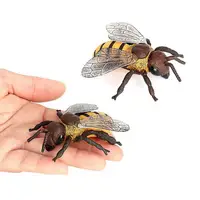 Bee Model Clear Texture Realistic Vivid Appearance PVC Miniature Simulation Honeybee Animal Sculpture Home Decor 1