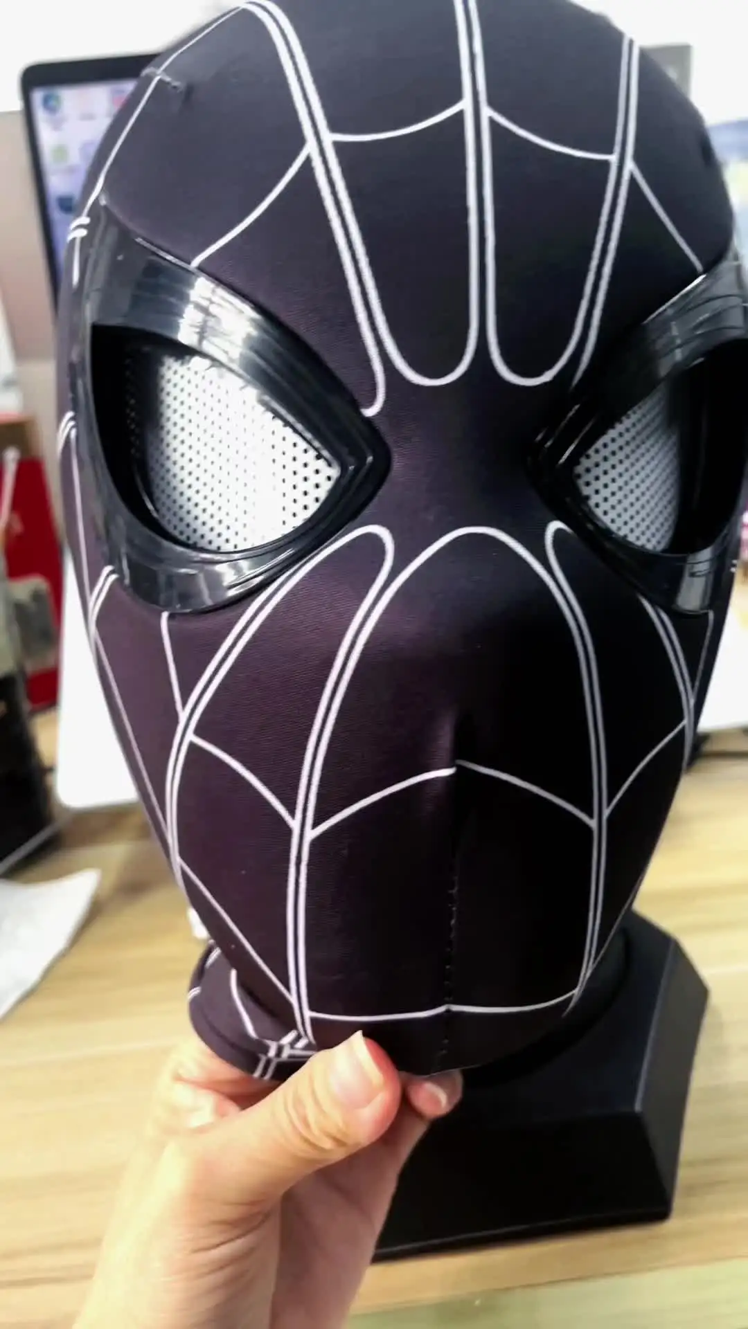 【Hello】ブラックスパイダーマンマスクのみ スパイダーマン】新品 ブラックスパイダーマン 2Dマスク