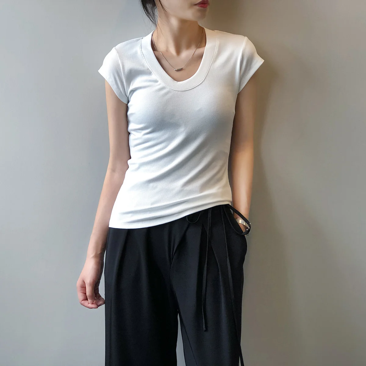 Title 4, Kadın Kısa Kollu Slim Fit Vintage Tişört Klasik...
