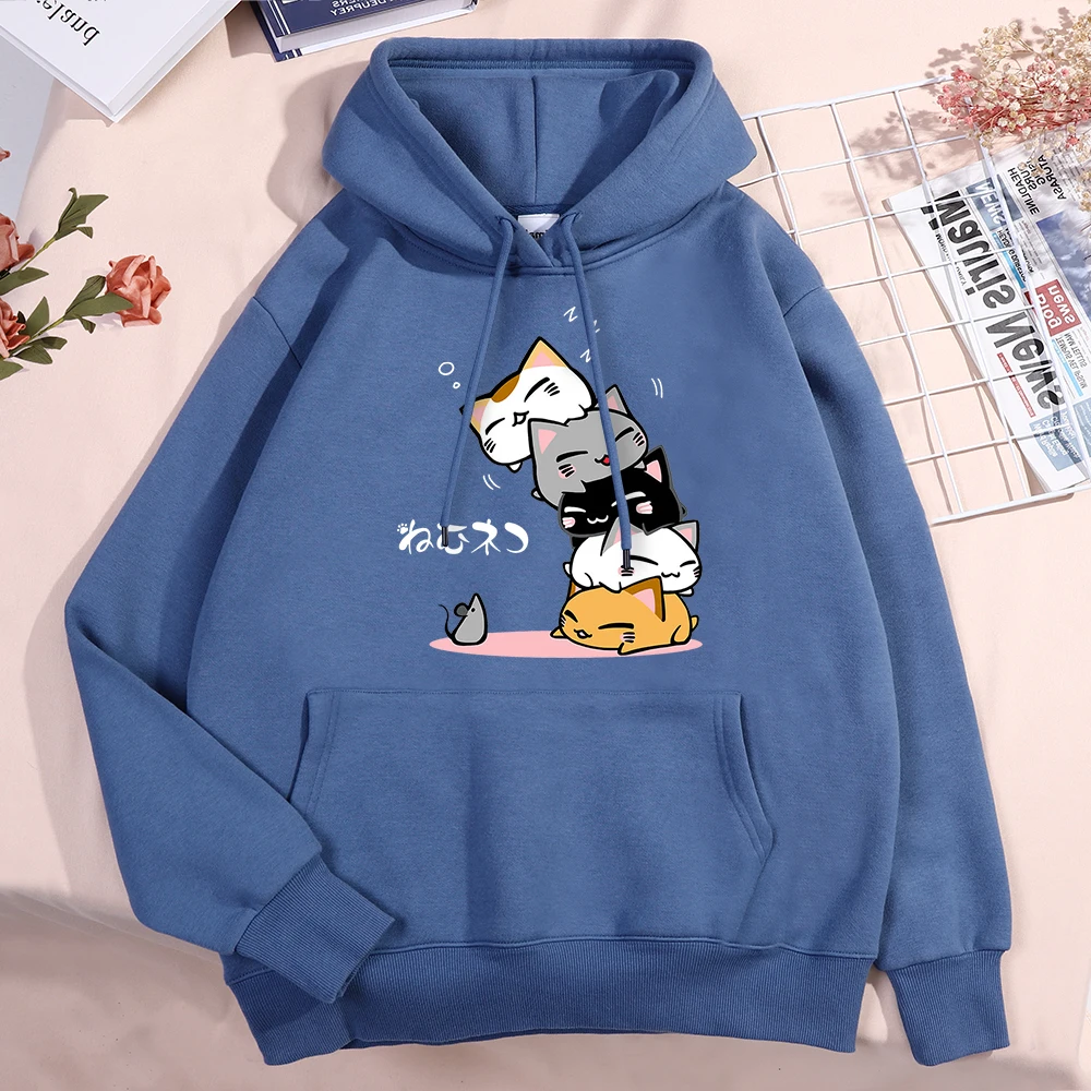 Cute Stacked Cats Sleeping Don'T See The Mouse Hoody Men Women Fashion Crewneck Clothing Cute Hoodies Street Loose Sweatshirt