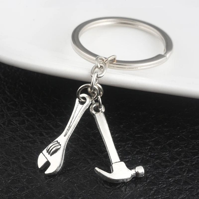 سلسلة مفاتيح أدوات متعددة احترافية