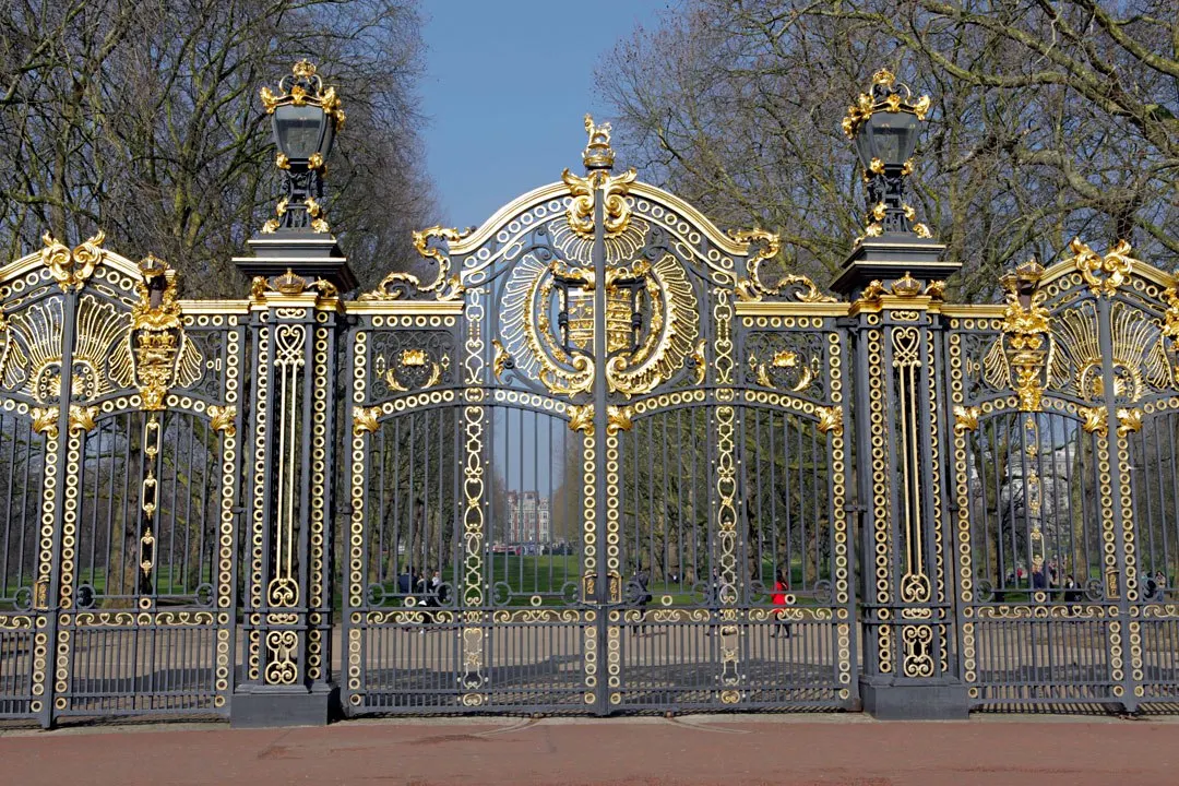 High Quality Iron Gate Designs Simple Designs Iron Gate Lock Wrought Iron Gate 6
