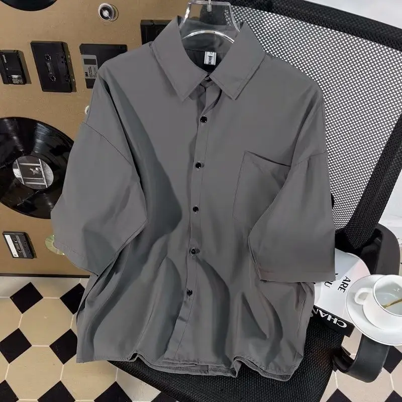 Рубашка в стиле ретро с коротким