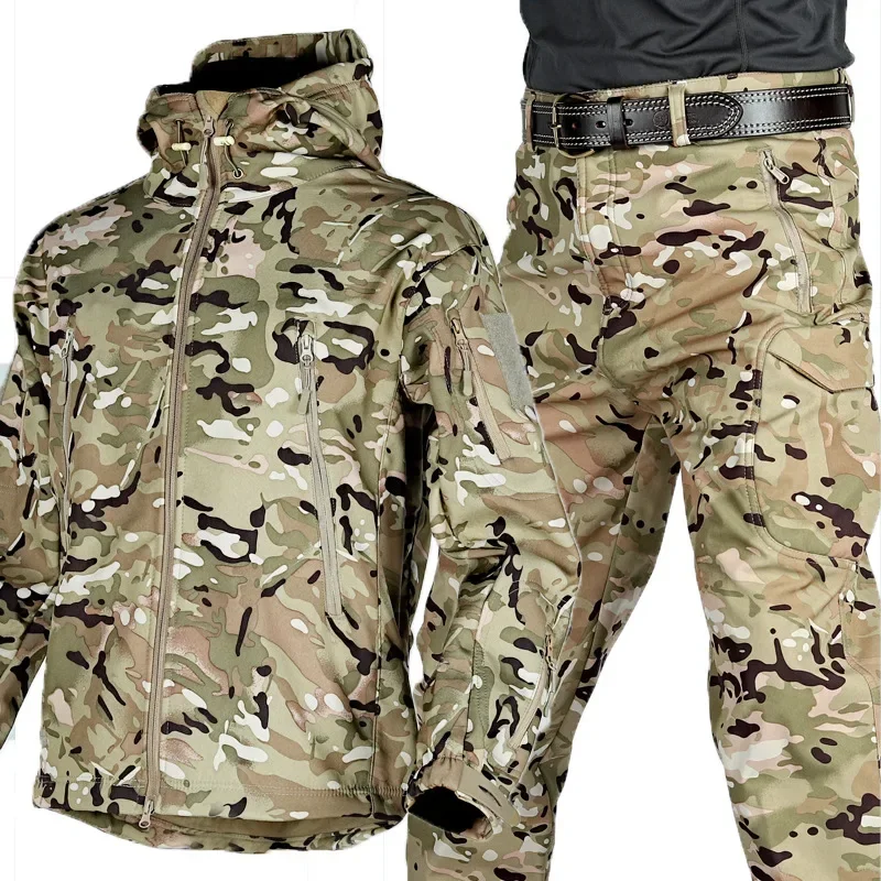 thumbnail image 1 of Traje impermeable de lana para invierno, conjunto de chándal para senderismo para hombre, chaqueta Softshell, chaqueta térmica para acampar, traje táctico, ropa de pesca, 1 of 5
