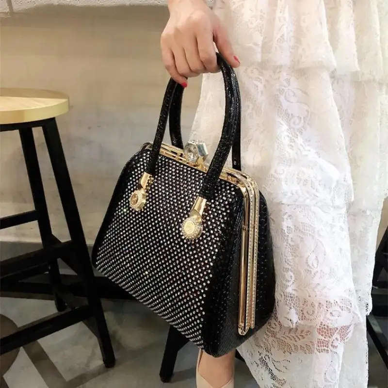 2023 New Light Luxury Fashion Diamond Inlaid Metal Frame Lock Clip Bag Classic Noble Luxury Brand Evening Banquet Women Handbag