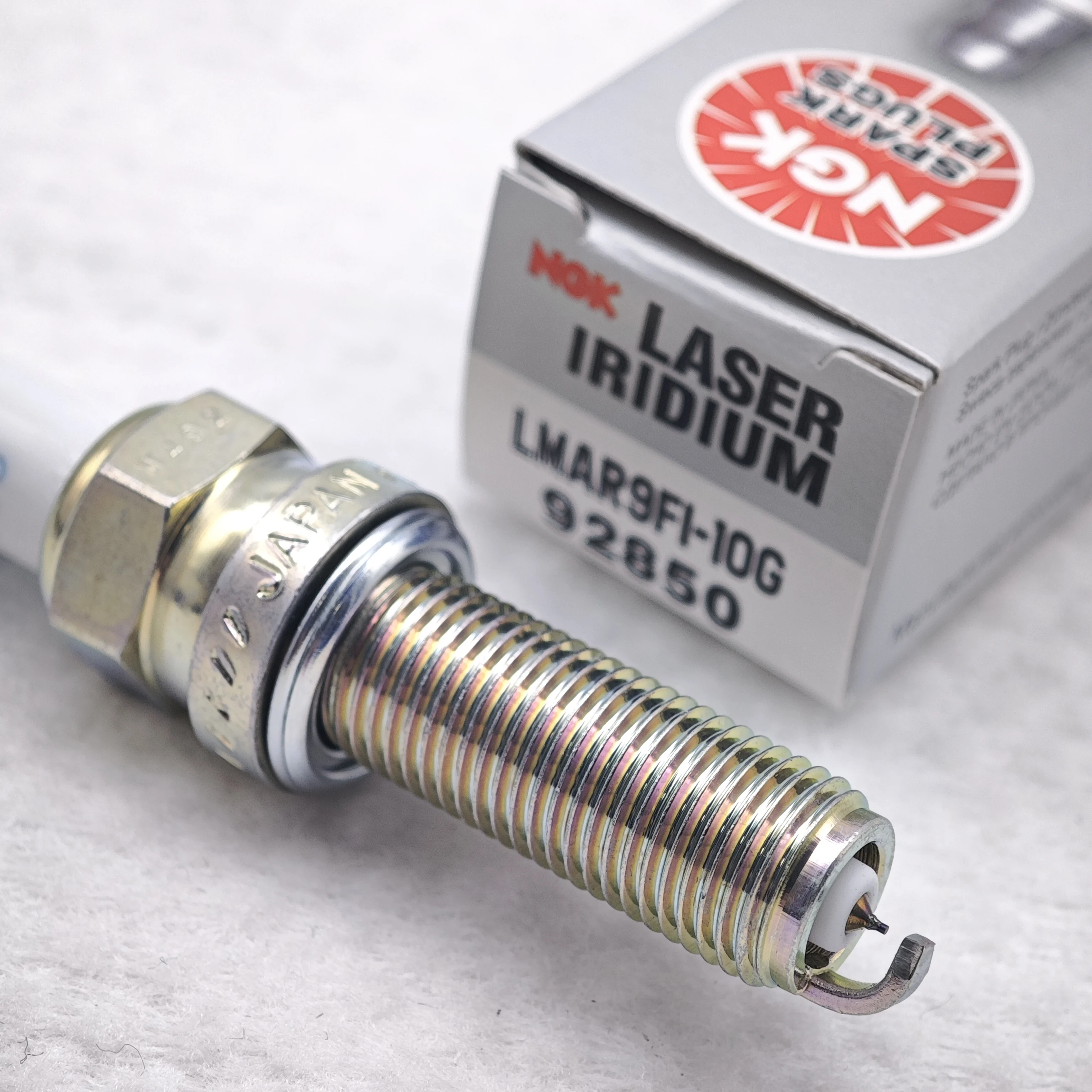1pcs Original NGK Spark Plug LMAR9FI-10G 92850 Suitable For BMW