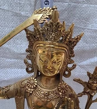 

The cost of half a Majushri statue (If you want to buy a complete statue. Please order 2 PCS )