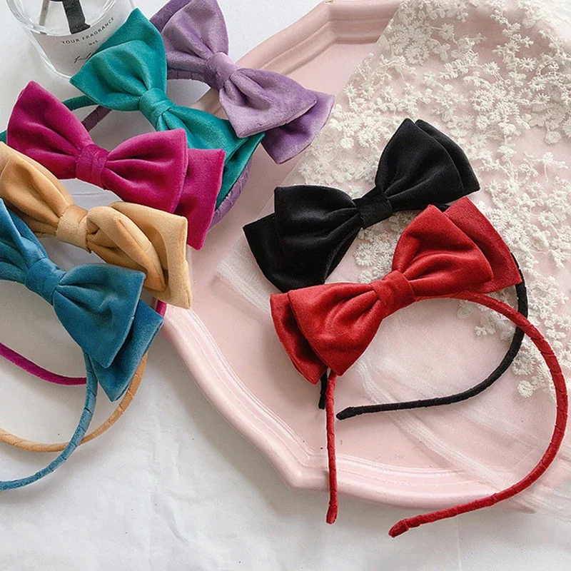 Charming Red Velvet Bow Hairband for Girls – Princess-Style Hair Accessory