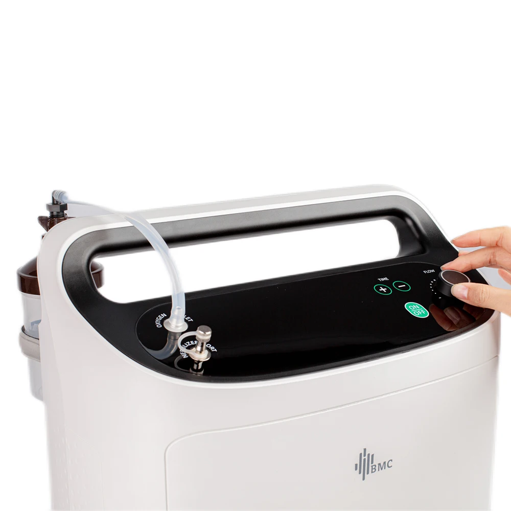Medical 5L 93% &plusmn; High Concentration Oxygen Concentrator Household Oxygen Inhaler Elderly Pregnant Women Prepare Blood Met