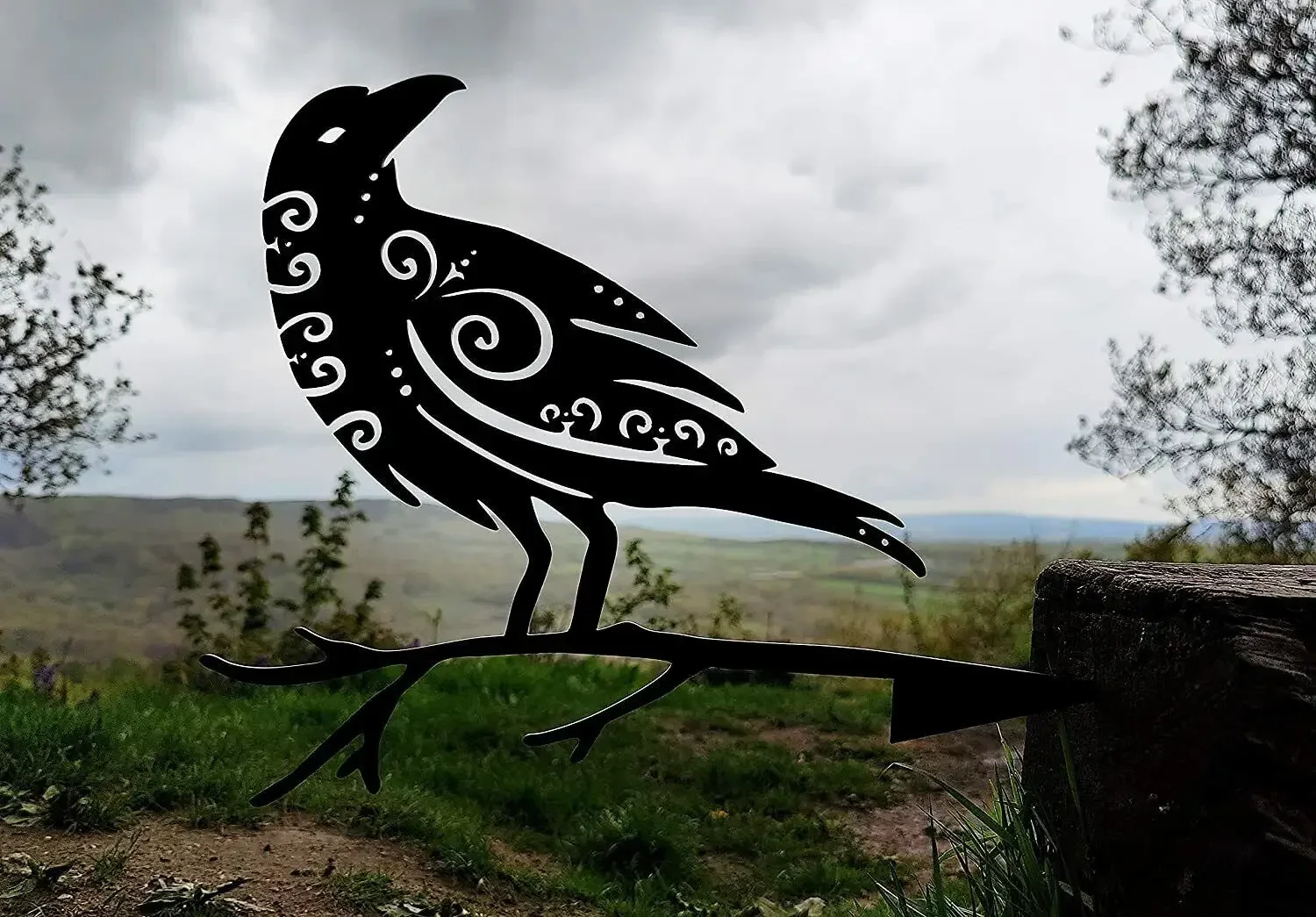 

Metal Bird Garden Art - Odins' Raven Muninn| Viking Art| Pagan Decor | Metal Art Garden Decoration Yard Signs Outdoor Decoration