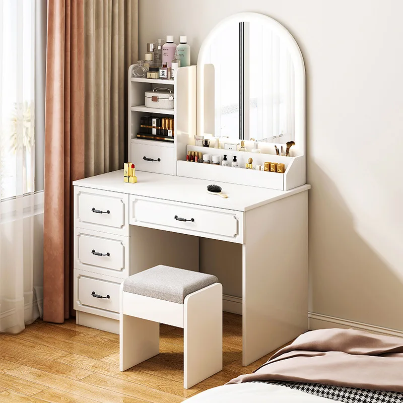 

Современный и минималистичный туалетный столик в нордическом стиле для спальни