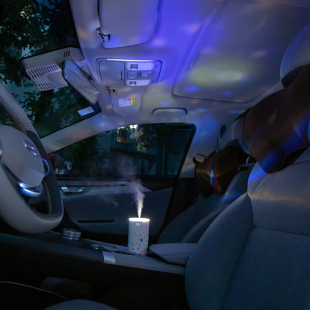 Car Air Purifier Creative New Car Single Spray Projection Humidifier USB Mini LED Atmosphere Star Light Automotive Supplies
