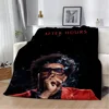 The Weeknd XO Minimalist Poster Printed Blanket Picnic Blankets Warm Blanket Soft and Comfortable Home Travel Birthday Gift 4