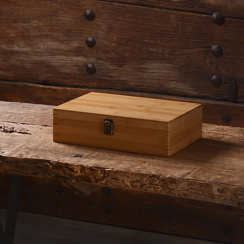 

Бамбуковая Подарочная коробка большого размера с защелкой, деревянная коробка, ретро, органайзер для макияжа, коробка для безделушек, 31*20, трендовые продукты