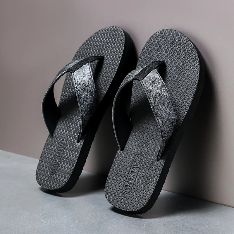 Men Slippers Outdoor Flip Flops Summer Open Toe Non-slip Home Flat Shoes Breathable Soft Trendy Men Beach Slippers soft slippers summer slippers men shoes