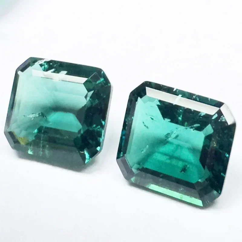 Lab Grown Zambian Emeralds Emerald Cut Hydrothermal Hand Cutting With Cracks Inclusions Inside Selectable AGL Certificate