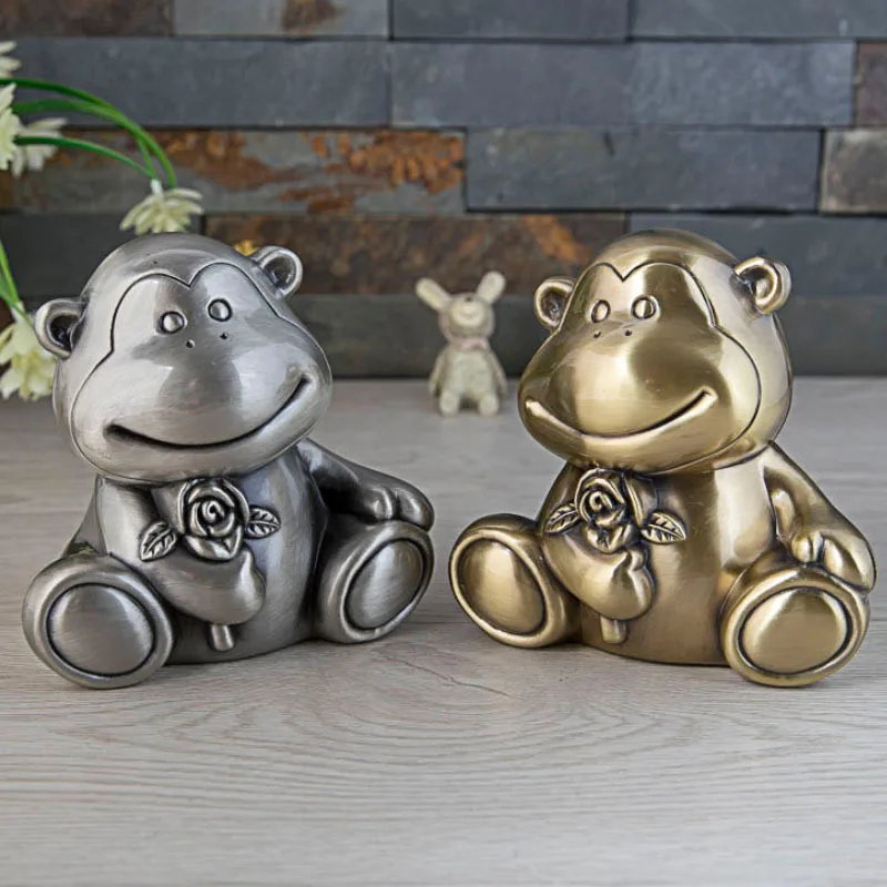 

Creative Cartoon Zinc Alloy Monkey Piggy Bank Money Safe Metal Crafts Coin Storage Jar for Home Decoration SNG006