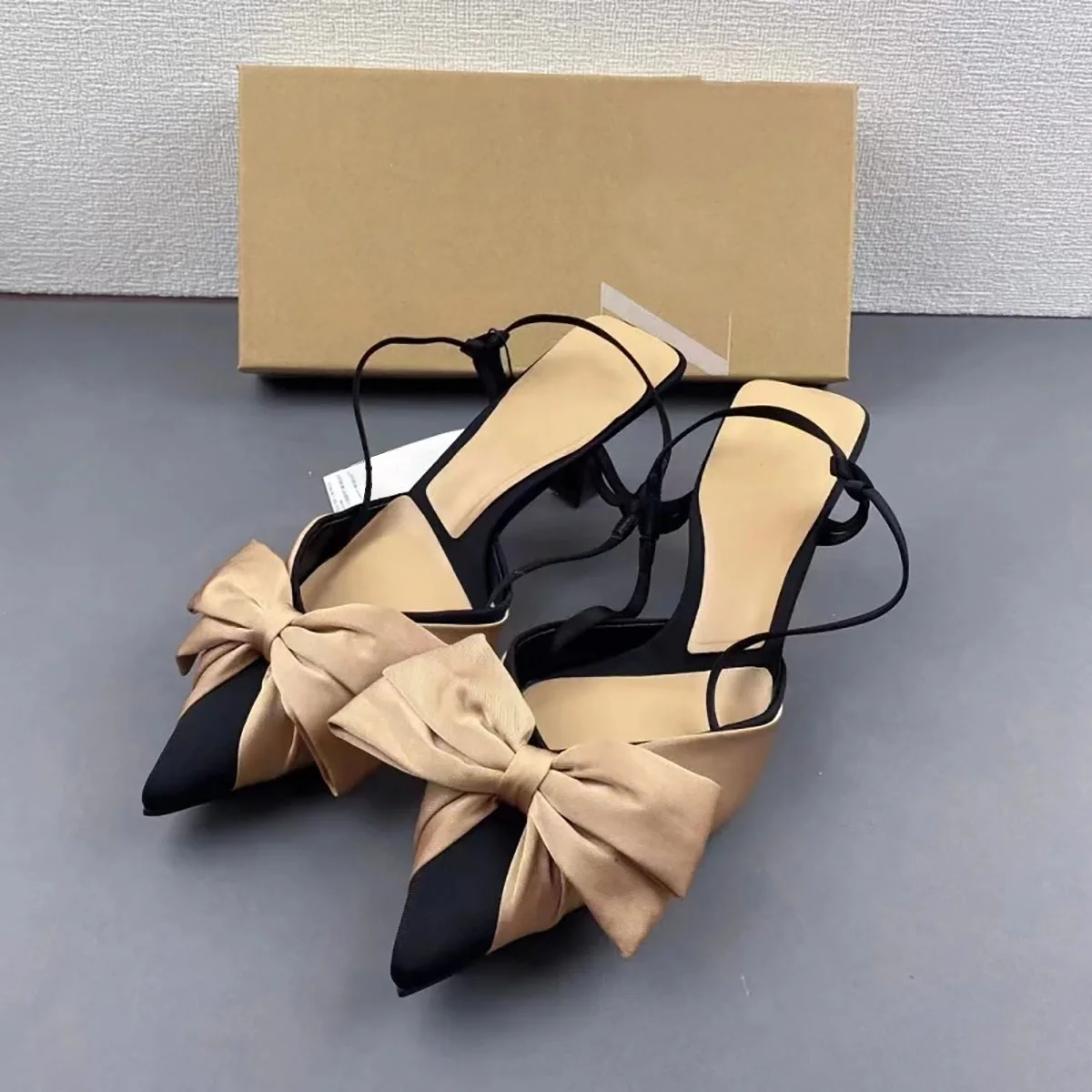 

Новые женские туфли на среднем каблуке TRAF с ремешком на пятке Khaqi, туфли-лодочки с острым носком и черной подошвой 2014, летние сандалии в стиле ретро, туфли на шпильке для женщин