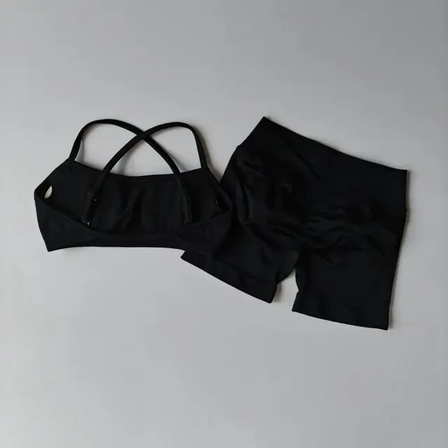 Seamless Yoga Shorts Set Yoga Women's Fitness Tight Bra Top Vest Gym Set Elastic Hip Lifting Gym Shorts Sports 2pcs Workout Suit