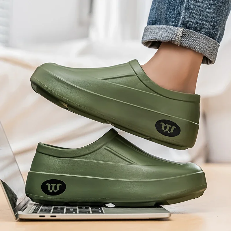 Men's Chef Shoes Oil Resistant Anti Slip Waterproof Quick Drying Luxury Slippers Thick Soles Comfortable Casual Fishing Shoes