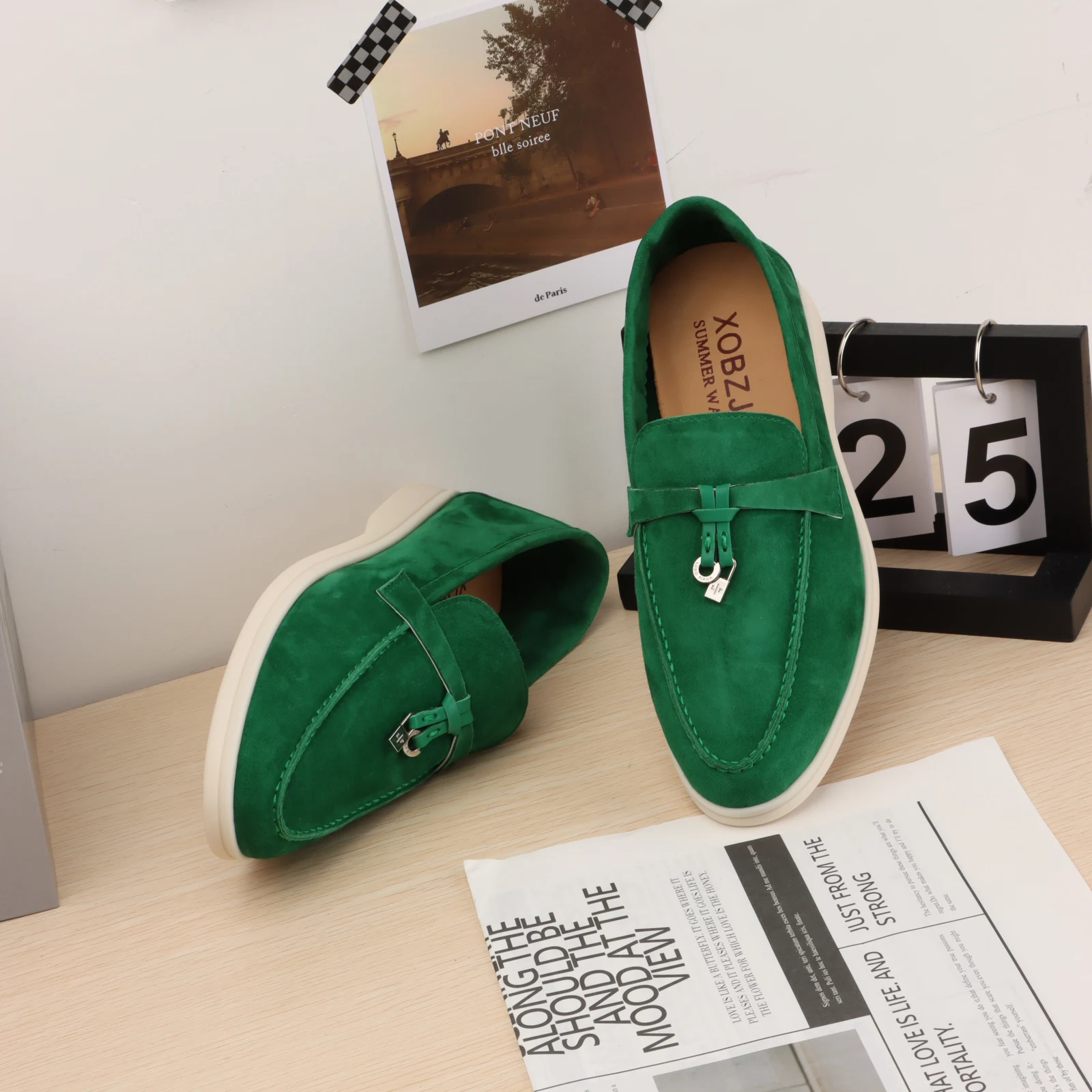

Designer Sneakers Loafers Mocasines Shoes For Women 2023 Luxury Green Suede Leather Flats Men Brand High Quality Black Shoes
