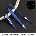 8 hands