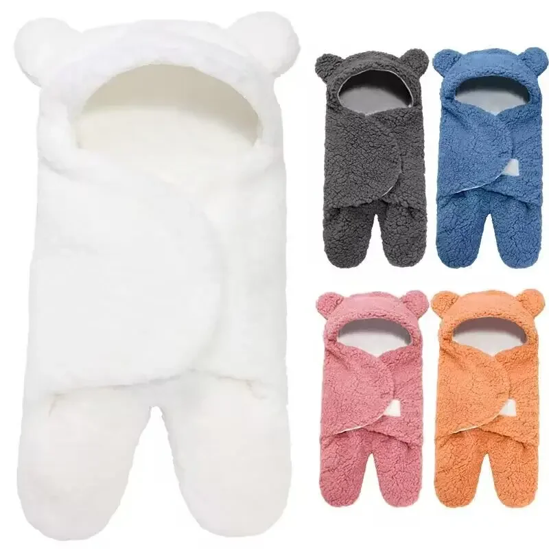 

Newborn Sleeping Bag Split Leg Swaddle Wrapped Warm Velvet Quilt 0-6 Month Old Baby Sleeping Bag Plush Comfortable