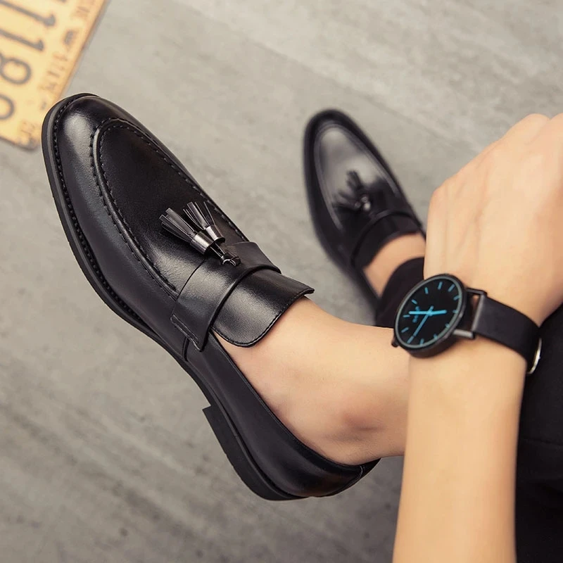 Men Casual Shoes Breathable designer shoes Leather Loafers Business Office Shoes For Men Driving Moccasins Comfortable Tassel