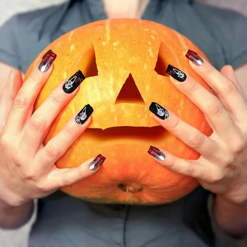 Halloween Nail Stickers 5D Skeleton Ghost Pattern Nail Decals Self-Adhesive Creepy Cosplay DIY Nail Art Decorations For Women 2