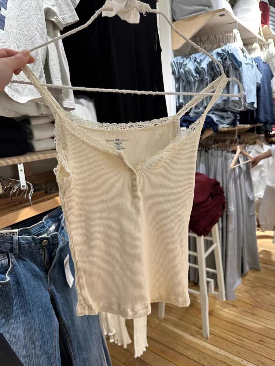 

Кружевной укороченный топ в стиле пэчворк, женская уличная одежда, сексуальная женская летняя одежда без рукавов на пуговицах, модель 2023 года, шикарная Облегающая майка Y2k