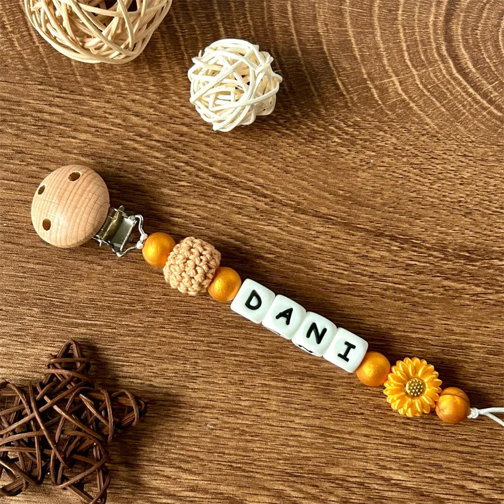 Niedliche Schnullerkette mit personalisiertem Namen – verstellbarer Silikon-Beißringclip für Babys – Detail 3